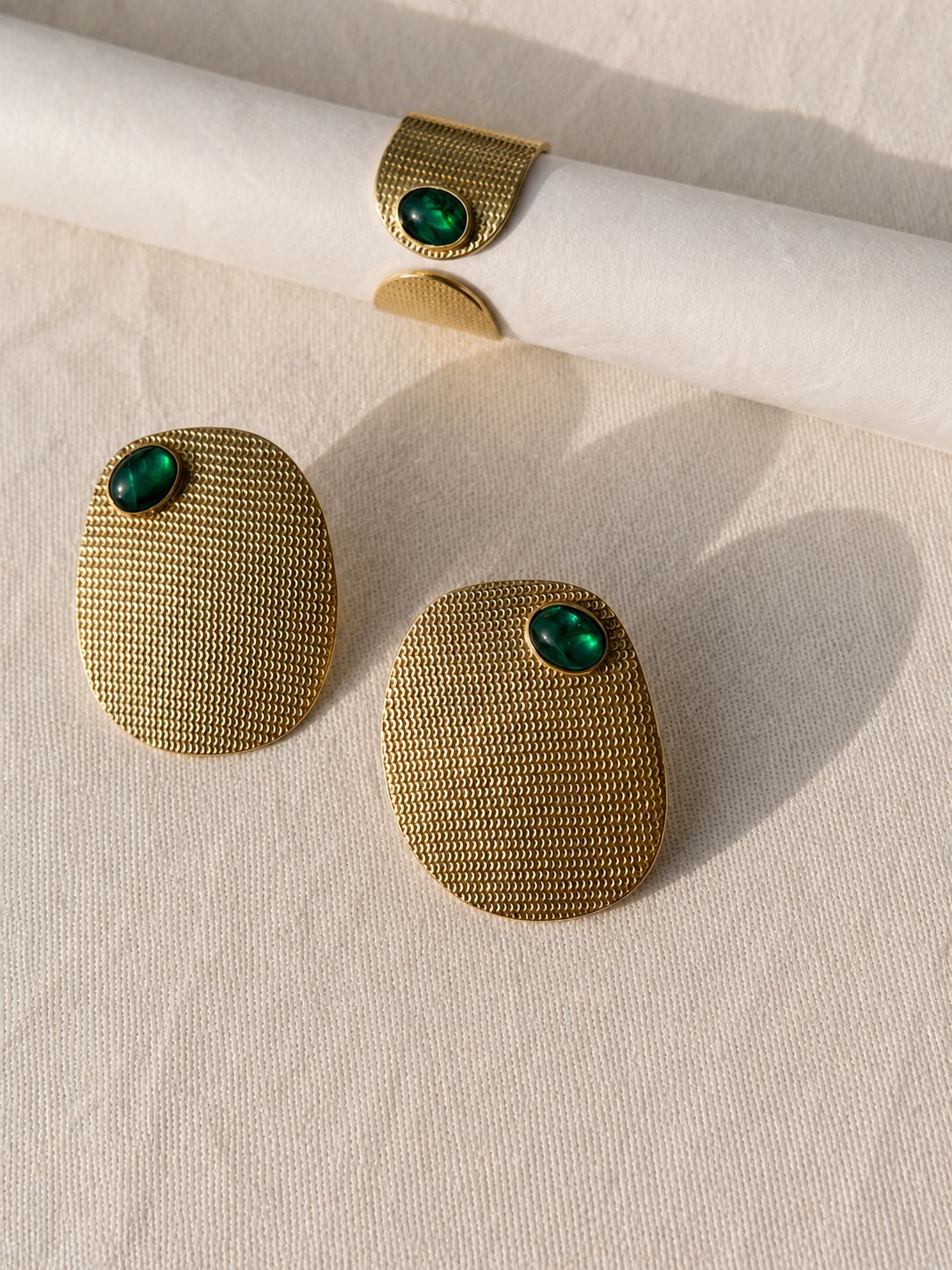 08 Ometepe Abalone Verde Aretes